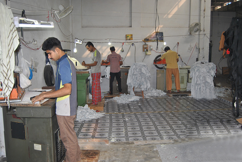 Press Cutting Department